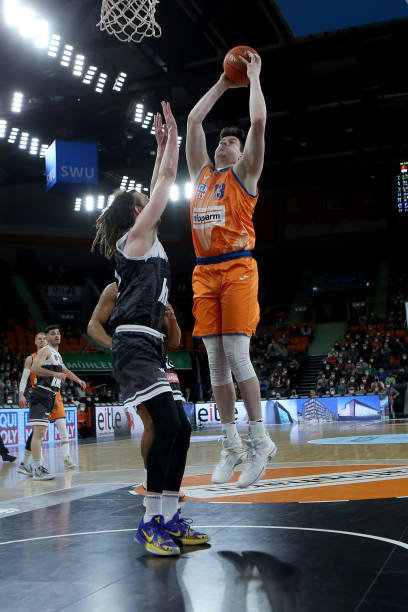 更是在NB 更是在NB