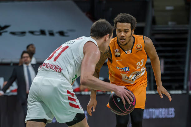 尤其是在训 尤其是在训